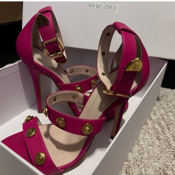 Versace Heels - Picture 4 of 7